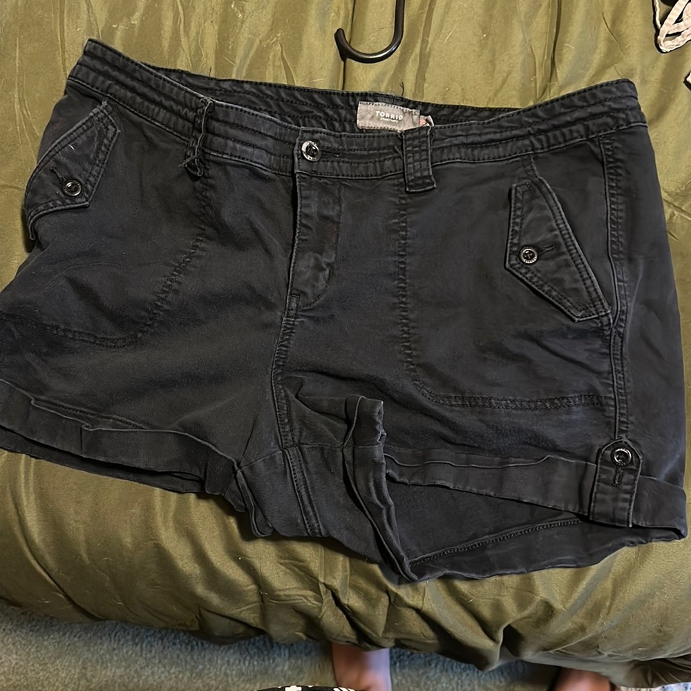 Torrid black shorts size 20